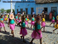 /album/galeria-de-fotos-desfile-da-escola-estadual-thomaz-/slide4-jpg1/