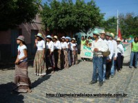 /album/galeria-de-fotos-desfile-da-escola-estadual-thomaz-/slide7-jpg1/