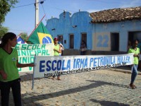 /album/galeria-de-fotos-desfile-da-escola-estadual-thomaz-/slide13-jpg1/