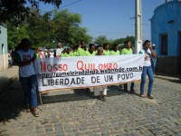 /album/galeria-de-fotos-desfile-da-escola-estadual-thomaz-/slide26-jpg/