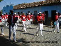 /album/galeria-de-fotos-desfile-da-escola-estadual-thomaz-/slide33-jpg/